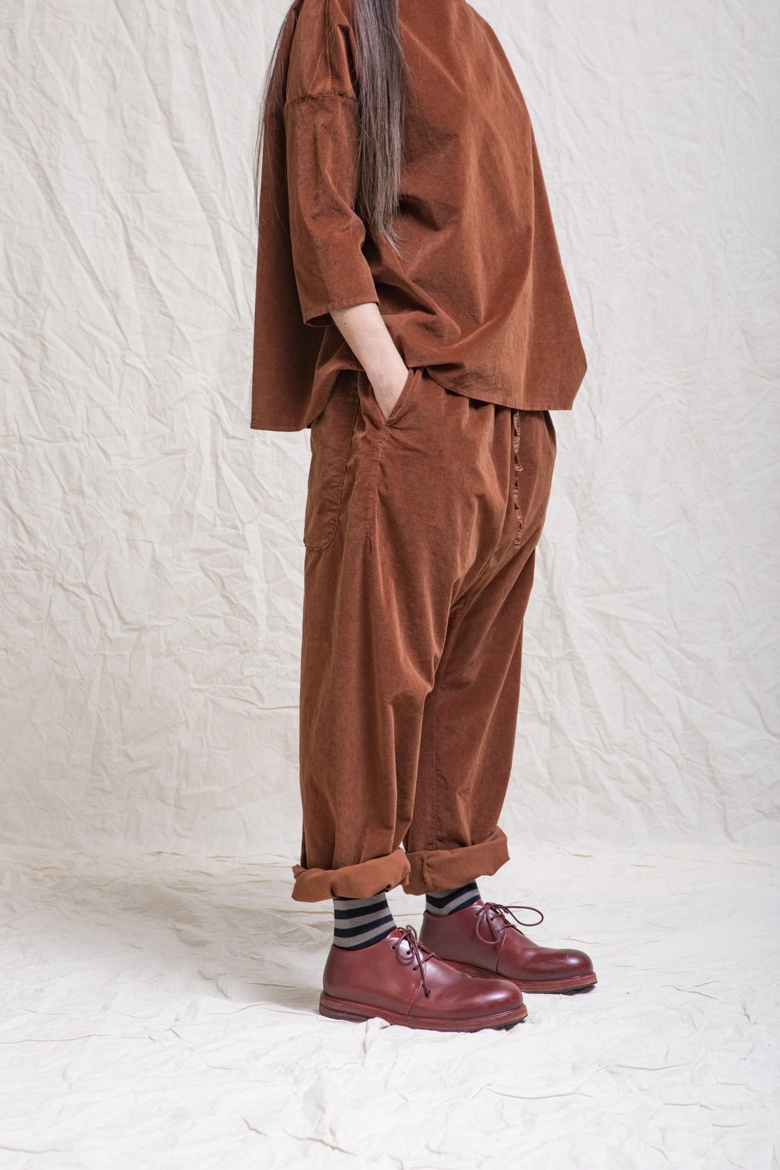 Unisex Velvet Braghe Trousers AW2024 Album di Famiglia - Marquise de Laborde Paris